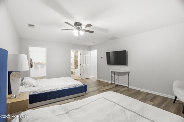 29 Jefferson Ct, Jackson, NJ 08527 - bedroom featuring wood finished floors, baseboards, connected bathroom, and a ceiling fan