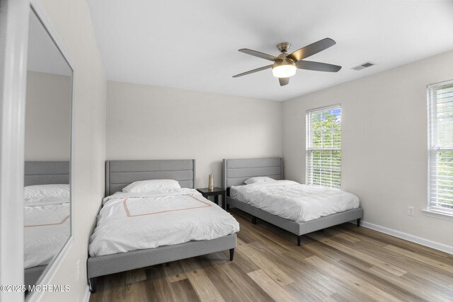 29 Jefferson Ct, Jackson, NJ 08527 - bedroom with wood finished floors, baseboards, and a ceiling fan
