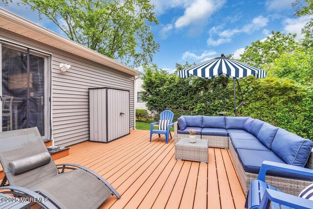 726 Hardean Rd, Brick, NJ 08724 - wooden terrace with an outdoor hangout area