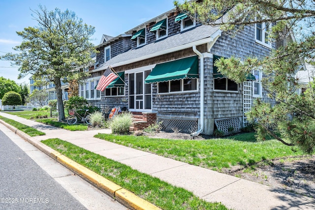 400 W Lake Ave, Bay Head, NJ 08742 - shingle-style home with entry steps and a shingled roof