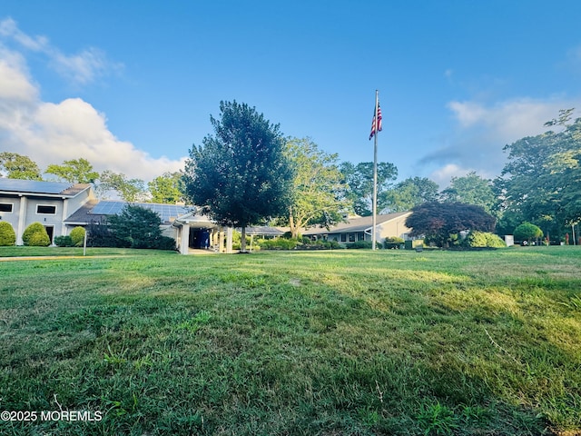 7 Danbury Ct, Red Bank, NJ 07701 - view of grassy yard
