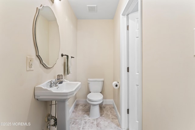 307 Seminole Trl, Browns Mills, NJ 08015 - half bath with toilet and baseboards