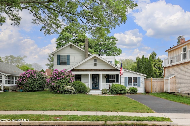view of front of property with a porch