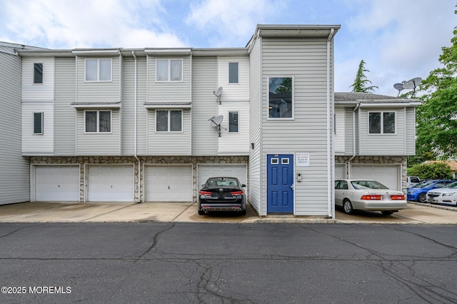270 Main St Unit 6, Keansburg, NJ 07734 - view of front of property featuring an attached garage