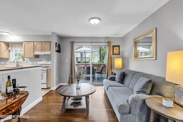 2124 3rd Ave, Toms River, NJ 08757 - living area with wood finished floors and baseboards