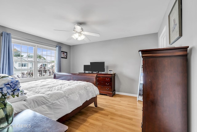 2124 3rd Ave, Toms River, NJ 08757 - bedroom featuring light wood-style flooring, baseboards, and ceiling fan