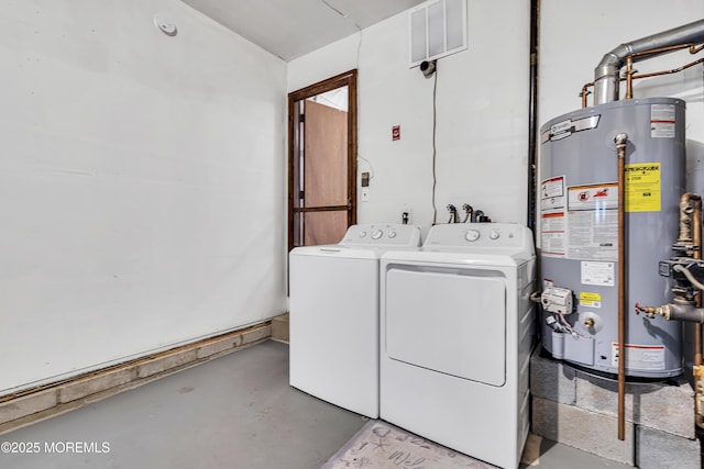 32 Bugle Ct, Toms River, NJ 08757 - clothes washing area with water heater and independent washer and dryer
