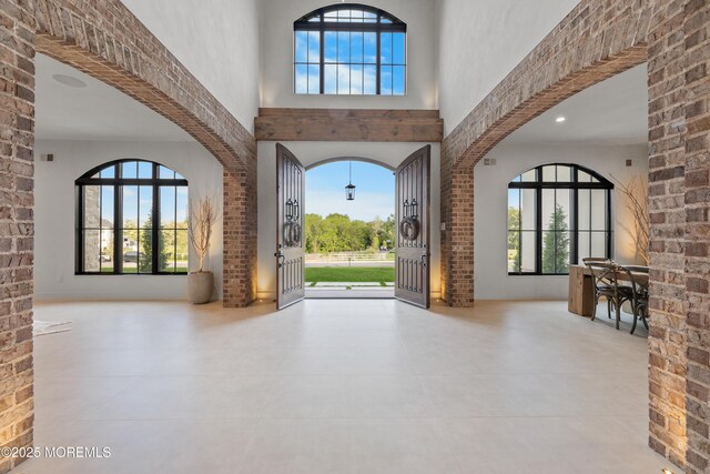 1 Preakness Way, Colts Neck, NJ 07722 - entryway featuring a towering ceiling