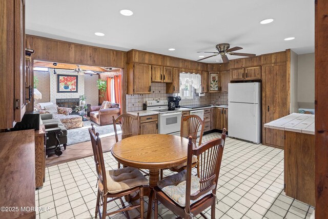 17 Lakeland Dr, Port Monmouth, NJ 07758 - photo 8