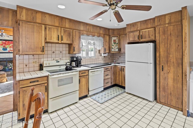 17 Lakeland Dr, Port Monmouth, NJ 07758 - photo 12