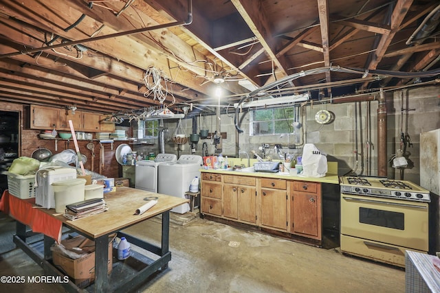 624 Lloyd Rd, Aberdeen, NJ 07747 - below grade area featuring washing machine and dryer