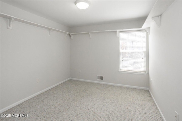 24 Hanna Ln Unit 304, Laurence Harbor, NJ 08879 - walk in closet featuring carpet flooring