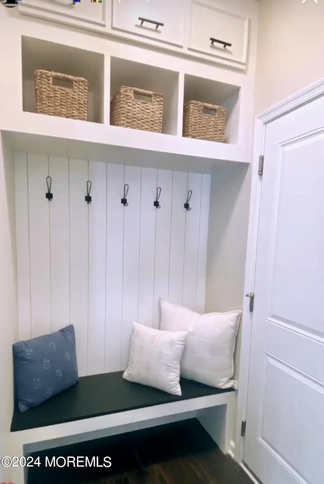 22 Imlay Ln, Farmingdale, NJ 07727 - view of mudroom