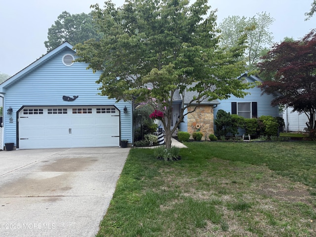 4 Capewoods Rd, North Cape May, NJ 08204 - view of front of house featuring a front lawn and driveway