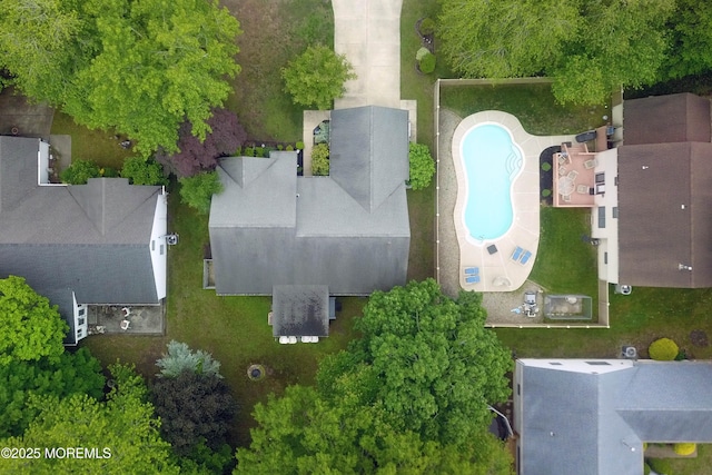 4 Capewoods Rd, North Cape May, NJ 08204 - drone / aerial view of a pool