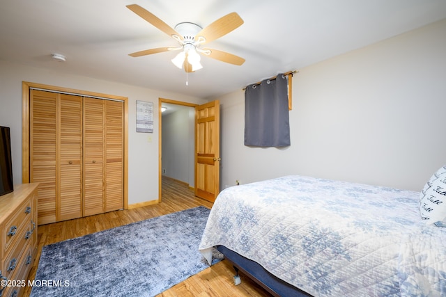 117 Waverly Pl, Howell, NJ 07731 - bedroom with wood finished floors, a closet, a ceiling fan, and baseboards