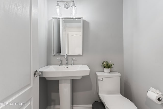16 Wildflower Ct, Manalapan, NJ 07726 - half bath featuring toilet