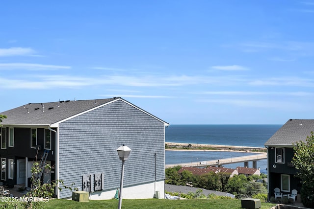 J4 Twinlights Ct, Highlands, NJ 07732 - view of side of home with a water view