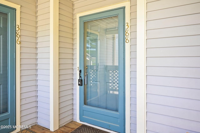 view of property entrance