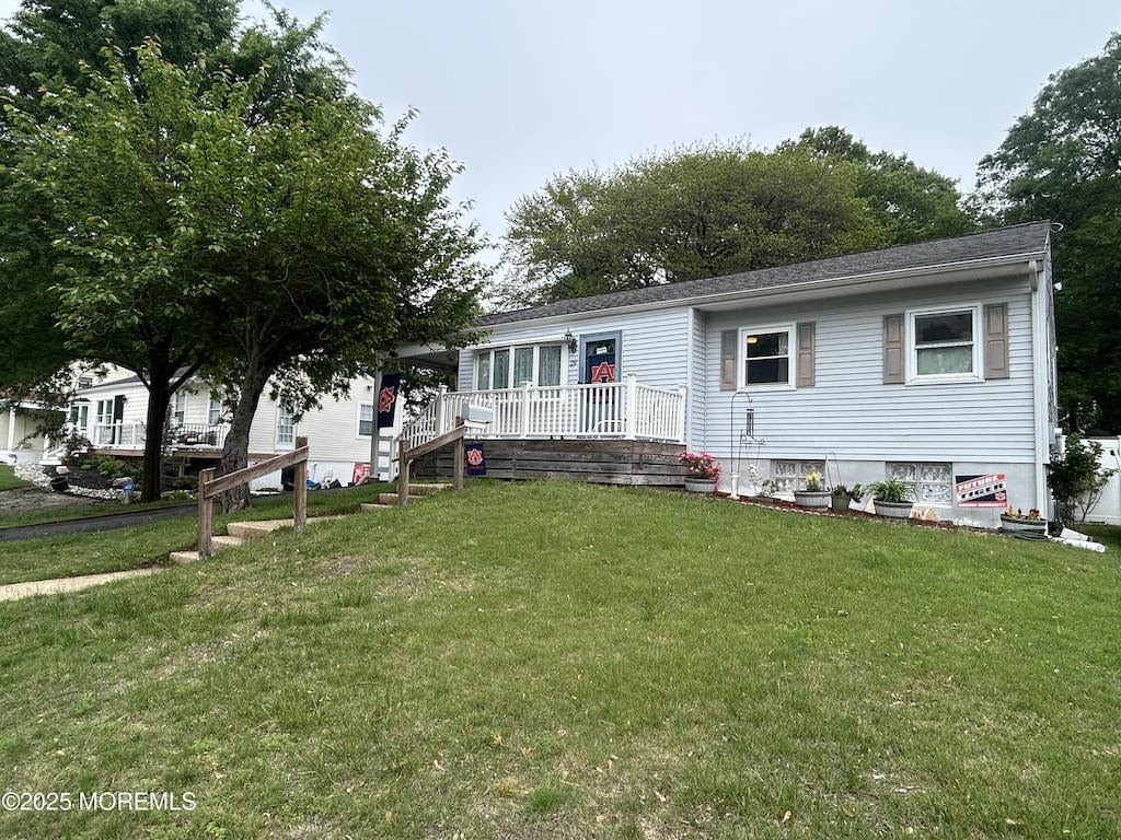 29 Virginia Ave, Hazlet, NJ 07730 - manufactured / mobile home featuring a front lawn and a porch