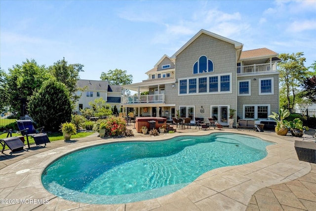 68 Seneca Pl, Oceanport, NJ 07757 - swimming pool with a hot tub and a patio area