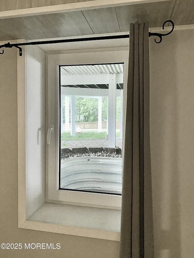 8 Augusta St, Wrightstown, NJ 08562 - view of doorway