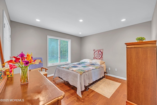 3 Stoney Brook Trl, Howell, NJ 07731 - bedroom featuring wood finished floors, recessed lighting, and baseboards