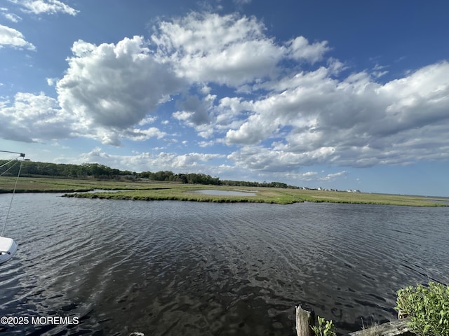 230 N Bay Dr, Bayville, NJ 08721