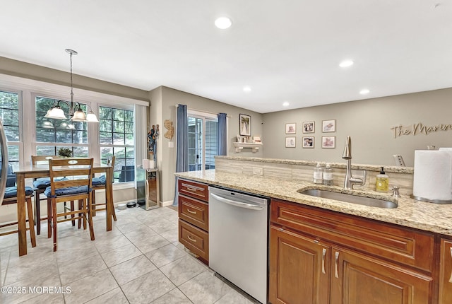 43 Woodledge Ct, Rockaway Twp, NJ 07866 - kitchen featuring a sink, dishwasher, recessed lighting, light tile patterned floors, and decorative light fixtures