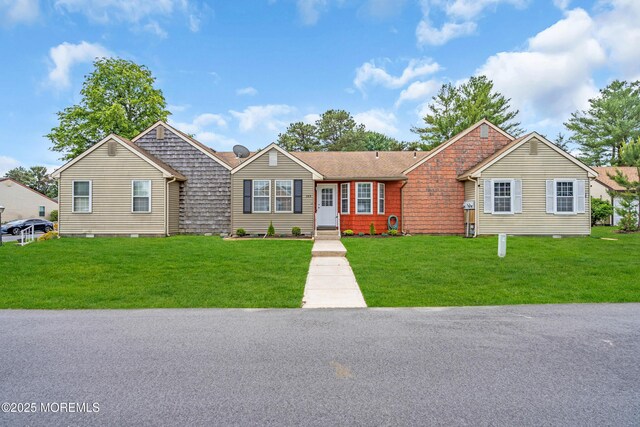 28 Mill Rd Unit B, Whiting, NJ 08759 - ranch-style house featuring a front lawn and crawl space