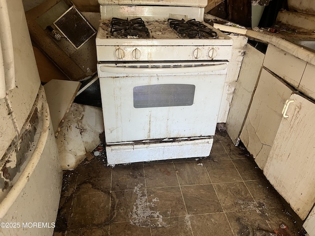 614 Beach Blvd, Forked River, NJ 08731 - kitchen view of white gas range oven