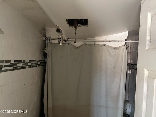 614 Beach Blvd, Forked River, NJ 08731 - bathroom view of tile walls