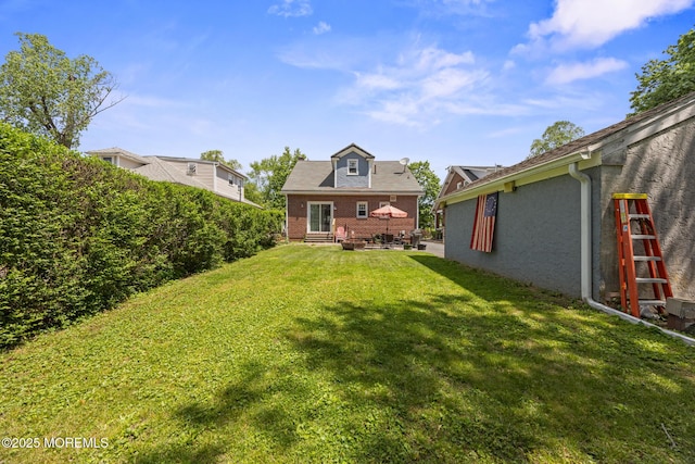 10 Fulton St, Freehold, NJ 07728 - view of grassy yard with entry steps