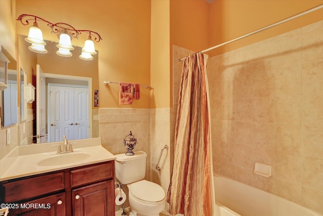 7 Jester Ct, Monroe, NJ 08831 - full bath with toilet, shower / tub combo, vanity, tile walls, and wainscoting