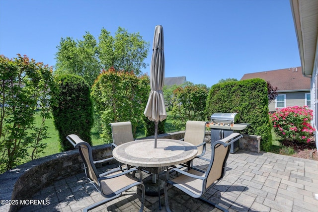 7 Jester Ct, Monroe, NJ 08831 - view of patio with outdoor dining space