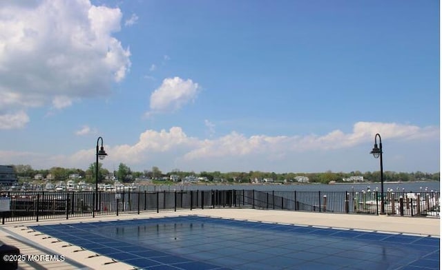 28 Riverside Ave Unit 9G, Red Bank, NJ 07701 - view of community pool