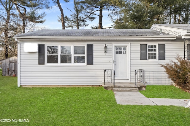2A Primrose Ln, Jackson, NJ 08527 - view of front of house with a front lawn