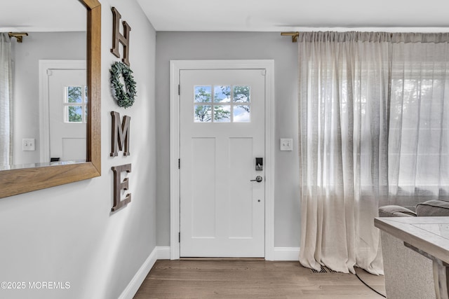 25 Glenview Rd, North Caldwell, NJ 07006 - entrance foyer featuring wood finished floors and baseboards
