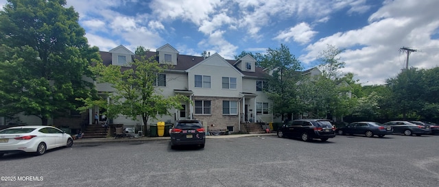 431 Squankum Rd, Lakewood, NJ 08701 - view of property featuring uncovered parking and entry steps