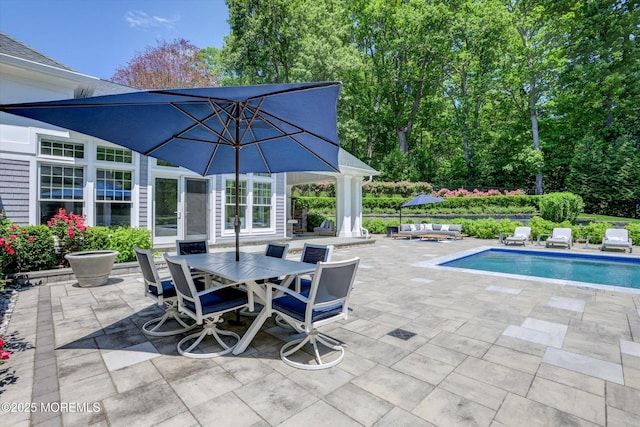 12 Wagon Way, Holmdel, NJ 07733 - view of patio featuring an outdoor pool and outdoor dining area