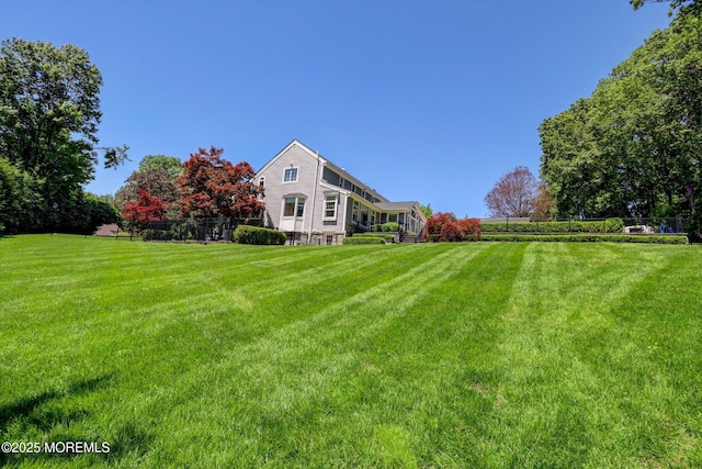 12 Wagon Way, Holmdel, NJ 07733 - view of green lawn