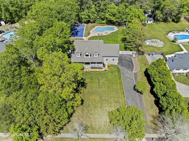 274 Beachview Ave, Manahawkin, NJ 08050 - bird's eye view of a pool area