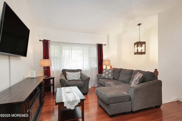 1117 Ruby Dr, Toms River, NJ 08753 - living area featuring a chandelier and wood finished floors