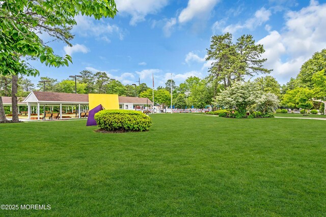 846 Winchester Ct Unit A, Manchester, NJ 08759 - view of grassy yard