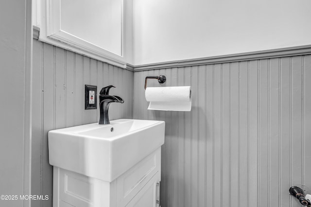 208 Cedar St, Lakehurst, NJ 08733 - bathroom with vanity