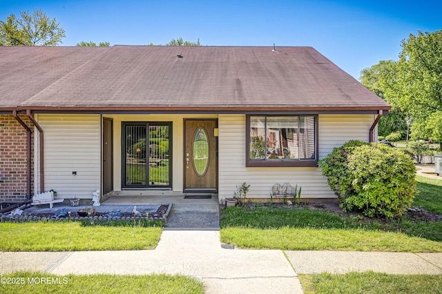 47 Wild Turkey Way Unit E, Manalapan, NJ 07726 - view of front of property with a porch