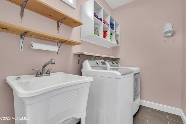 24 Woodview Ln, Cape May Court House, NJ 08210 - washroom featuring washing machine and clothes dryer, baseboards, and dark tile patterned floors
