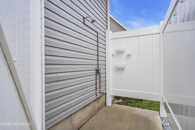 24 Woodview Ln, Cape May Court House, NJ 08210 - view of side of home