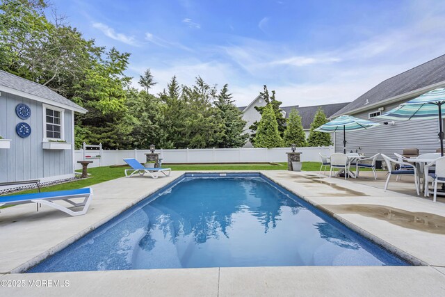 24 Woodview Ln, Cape May Court House, NJ 08210 - view of pool with a patio