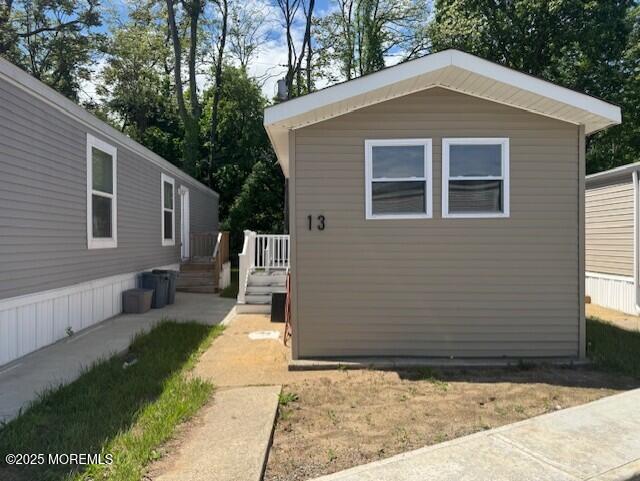 13 John St, Hazlet, NJ 07730 - view of property exterior